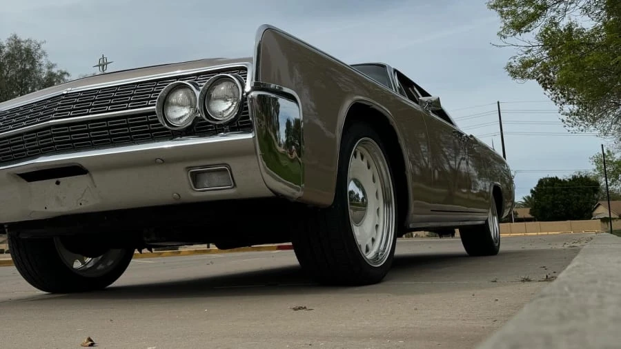 1962 Lincoln Continental 4th Gen - Image 9 of 14
