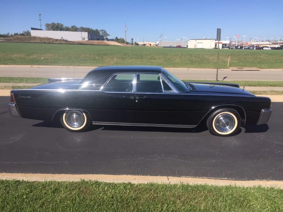1962 Lincoln Continental 4th Gen - Image 2 of 11