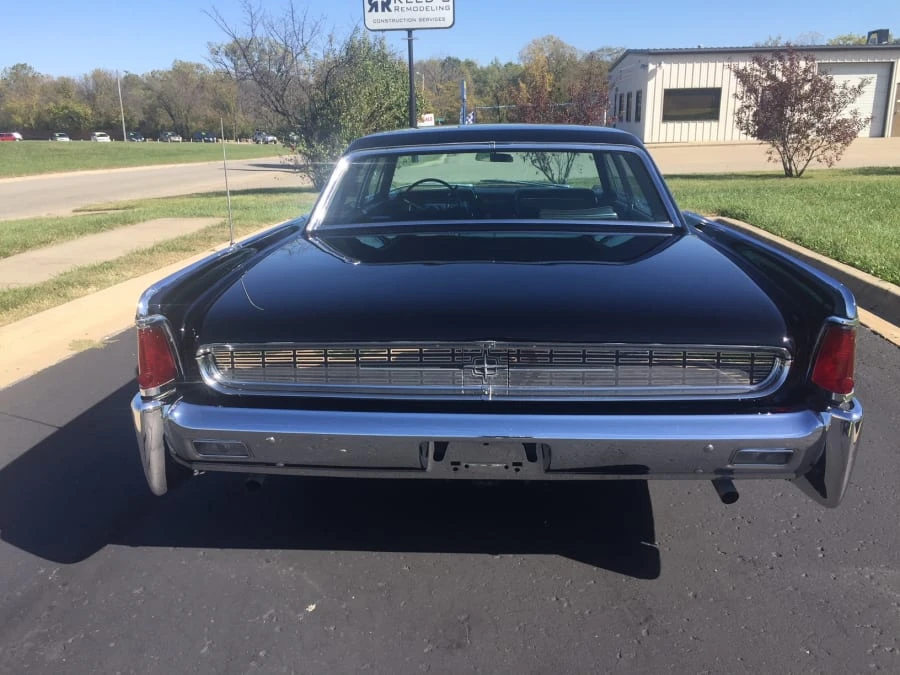 1962 Lincoln Continental 4th Gen - Image 9 of 11