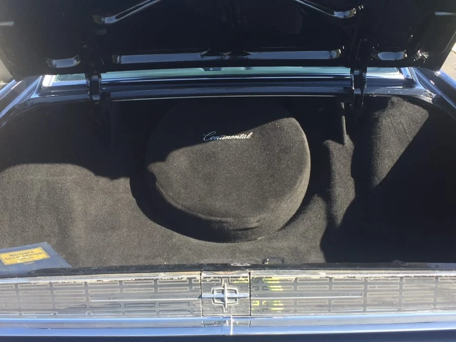 1962 Lincoln Continental 4th Gen - Image 6 of 11