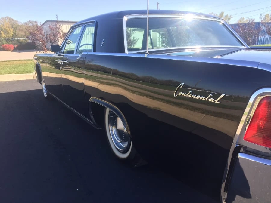 1962 Lincoln Continental 4th Gen - Image 8 of 11