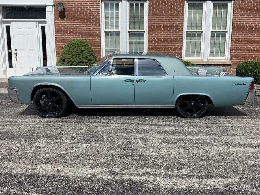 1962 Lincoln Continental 4th Gen - Image 2 of 10