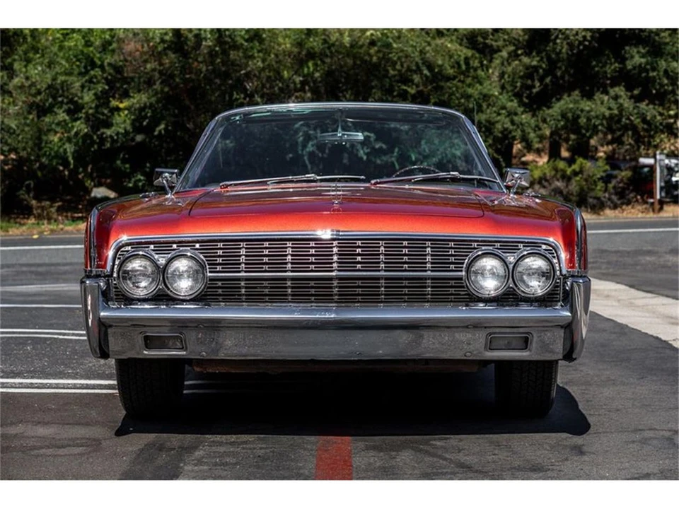 1962 Lincoln Continental 4th Gen - Image 24 of 31
