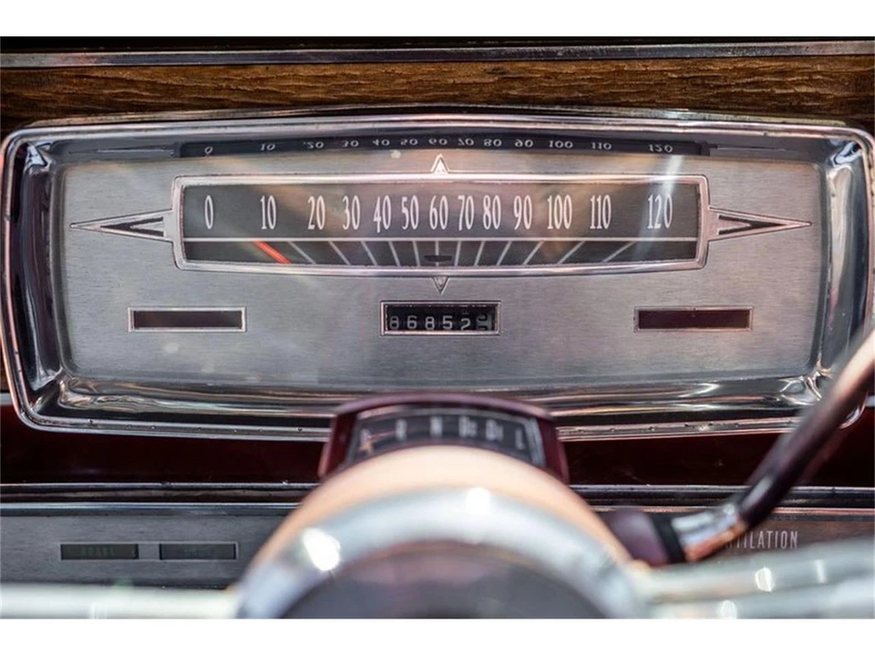 1962 Lincoln Continental 4th Gen - Image 11 of 31