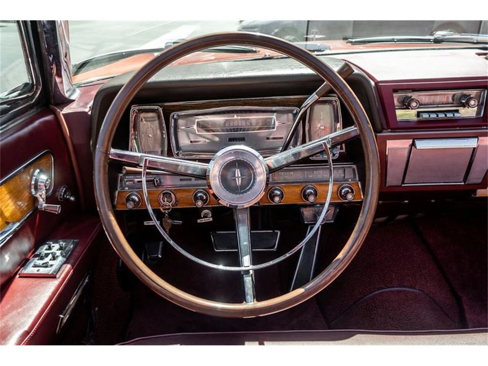 1962 Lincoln Continental 4th Gen - Image 8 of 31
