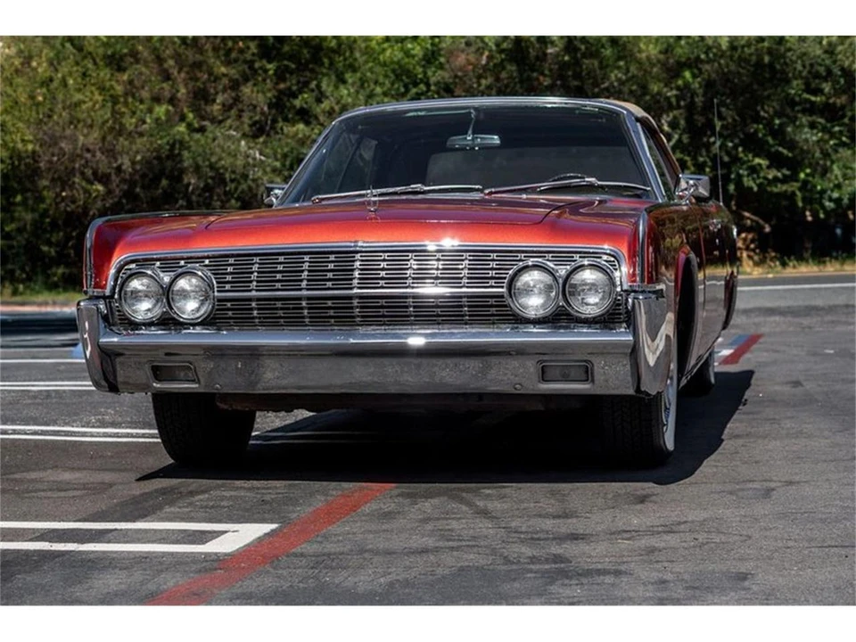 1962 Lincoln Continental 4th Gen - Image 28 of 31