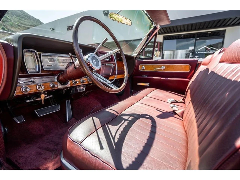 1962 Lincoln Continental 4th Gen - Image 9 of 31