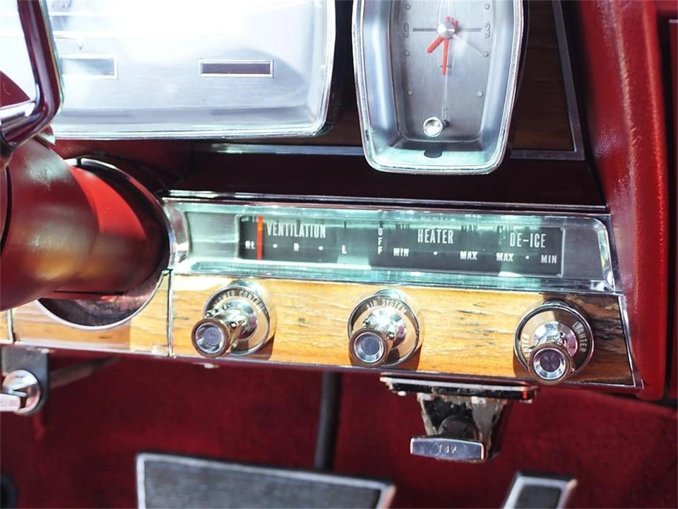 1962 Lincoln Continental 4th Gen - Image 25 of 31