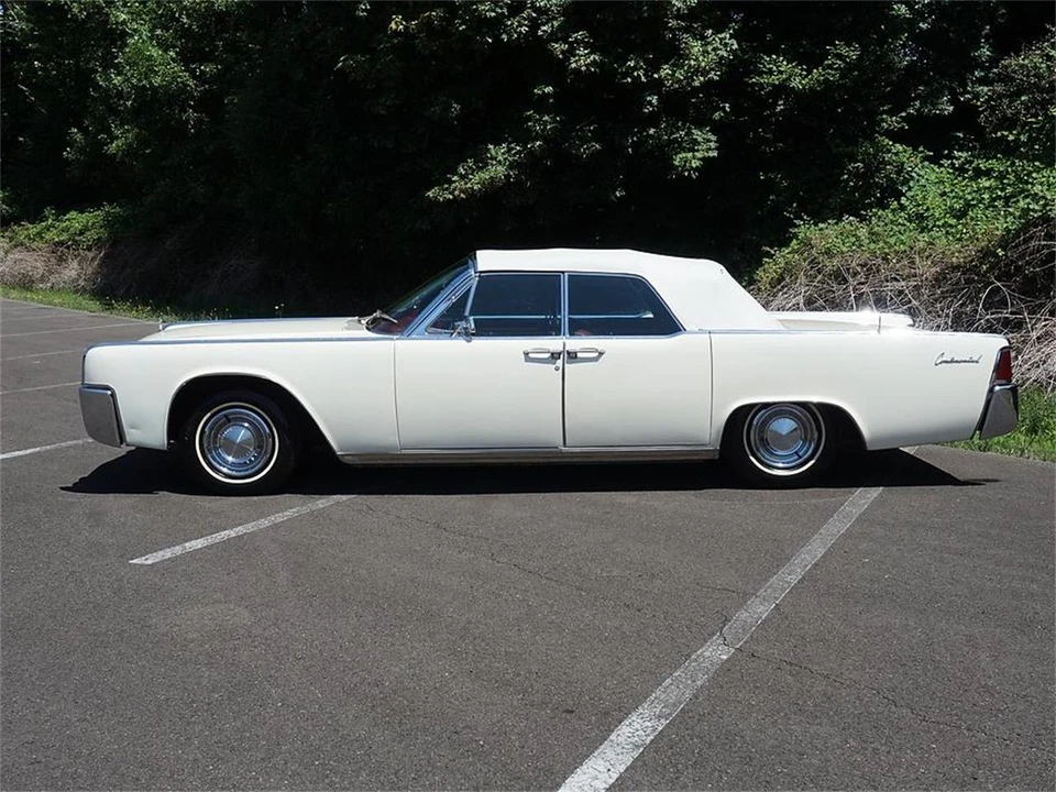 1962 Lincoln Continental 4th Gen - Image 5 of 31
