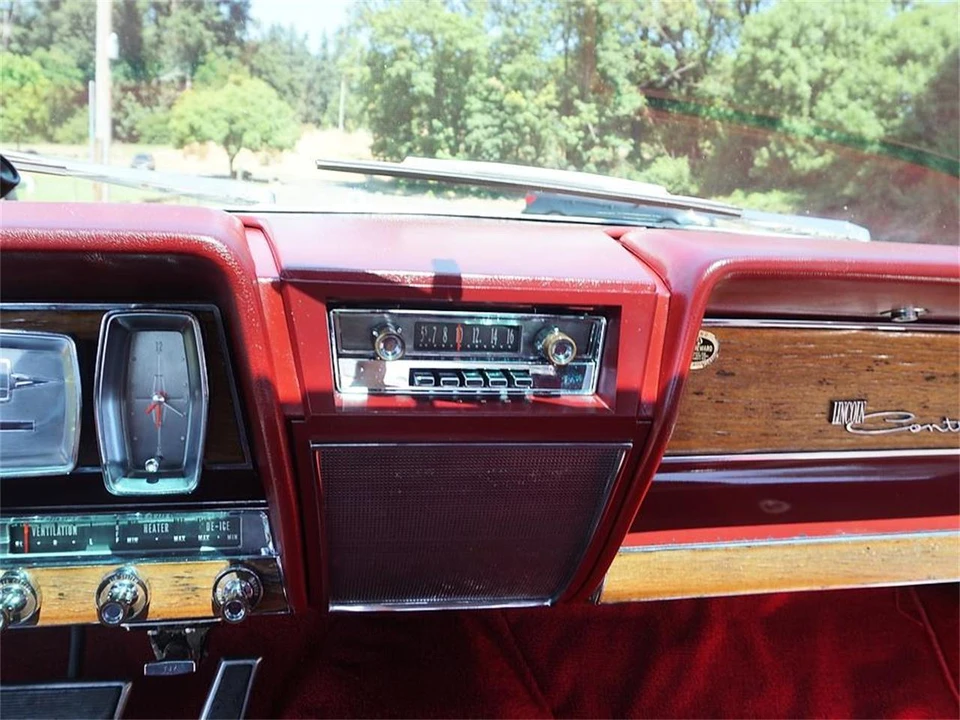 1962 Lincoln Continental 4th Gen - Image 23 of 31
