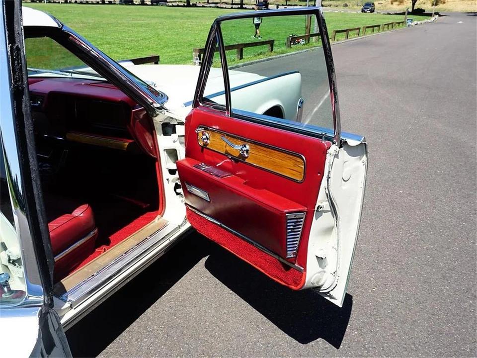 1962 Lincoln Continental 4th Gen - Image 27 of 31