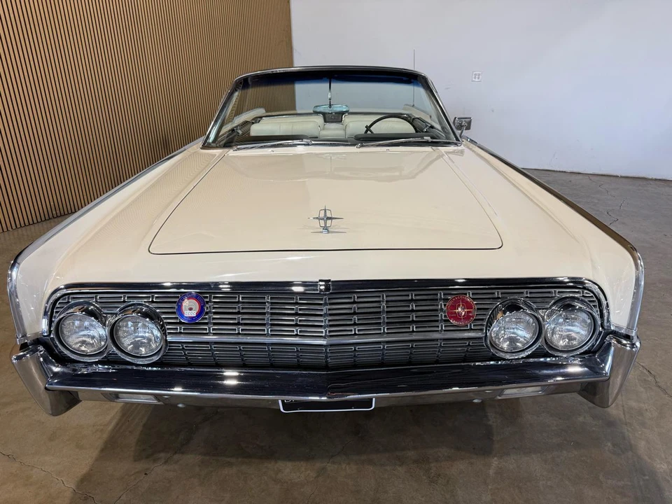 1962 Lincoln Continental 4th Gen - Image 5 of 31