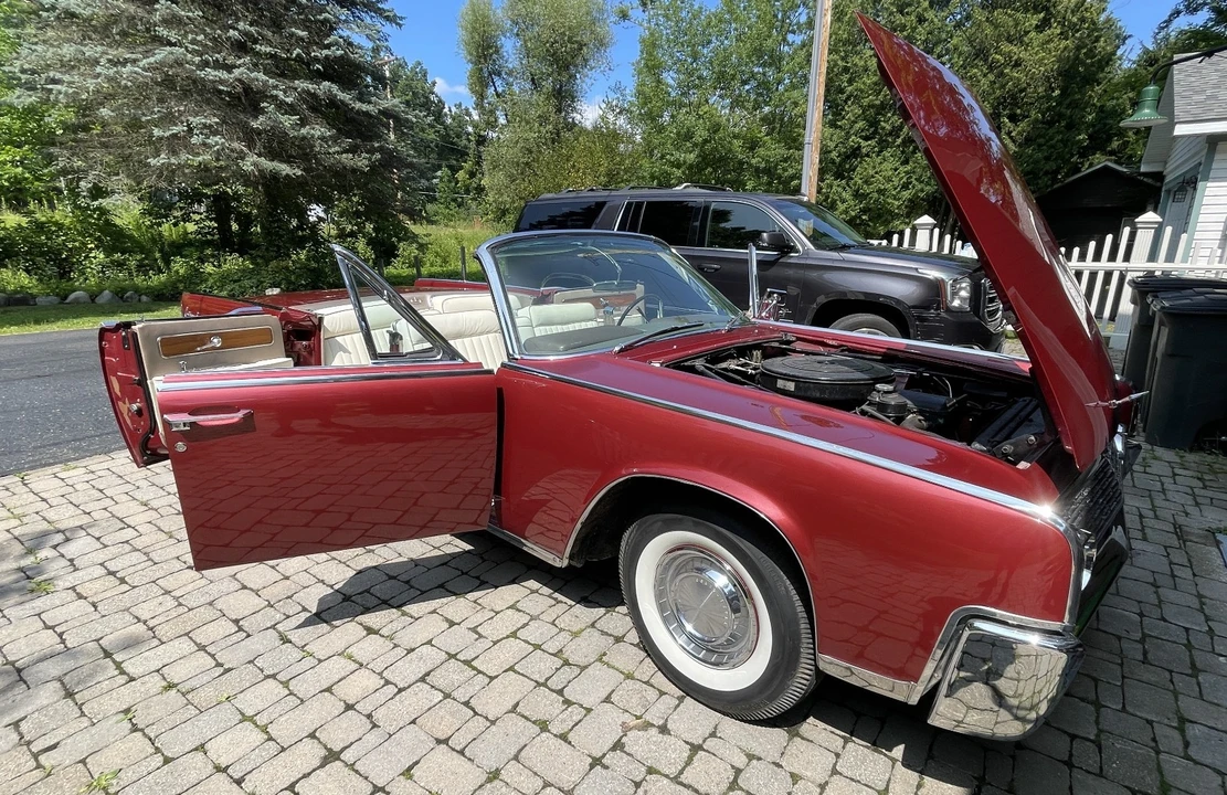 1962 Lincoln Continental 4th Gen - Image 22 of 31