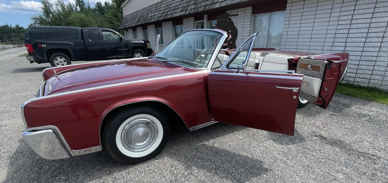1962 Lincoln Continental 4th Gen - Image 9 of 31