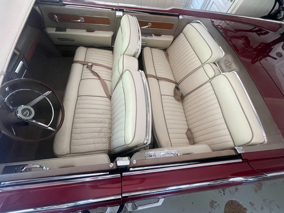 1962 Lincoln Continental 4th Gen - Image 27 of 31