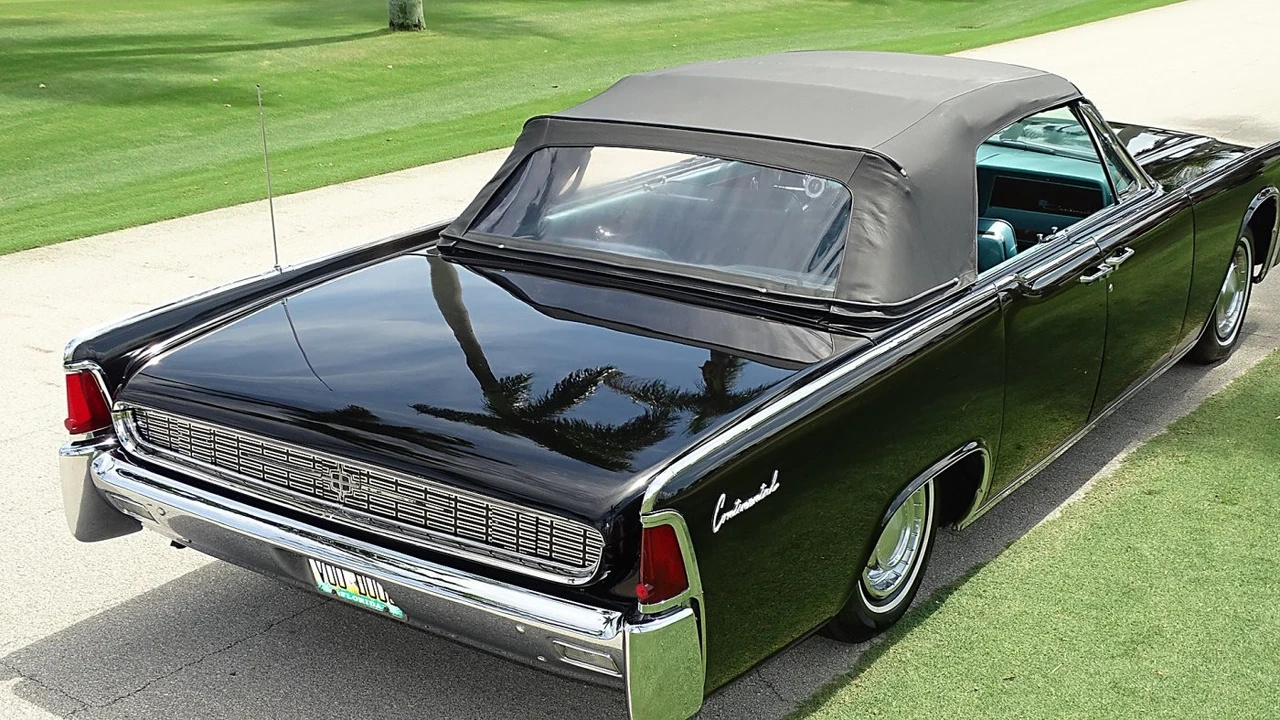 1962 Lincoln Continental 4th Gen - Image 5 of 24