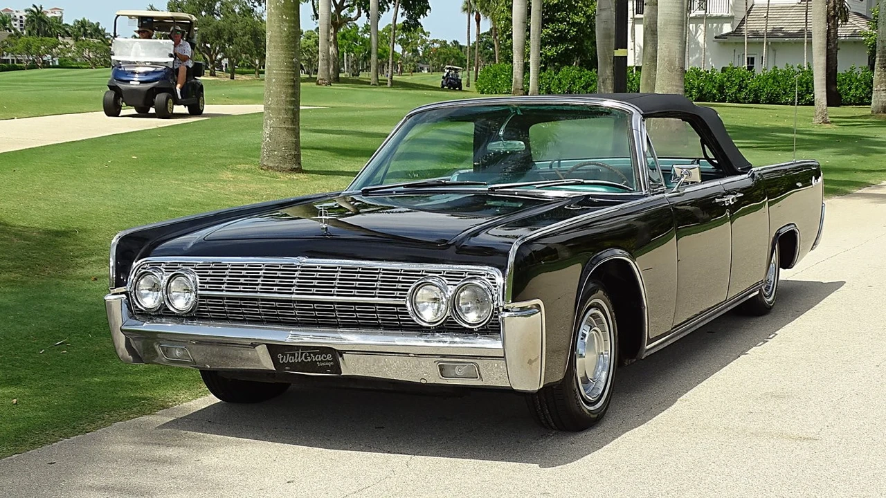 1962 Lincoln Continental 4th Gen - Image 6 of 24
