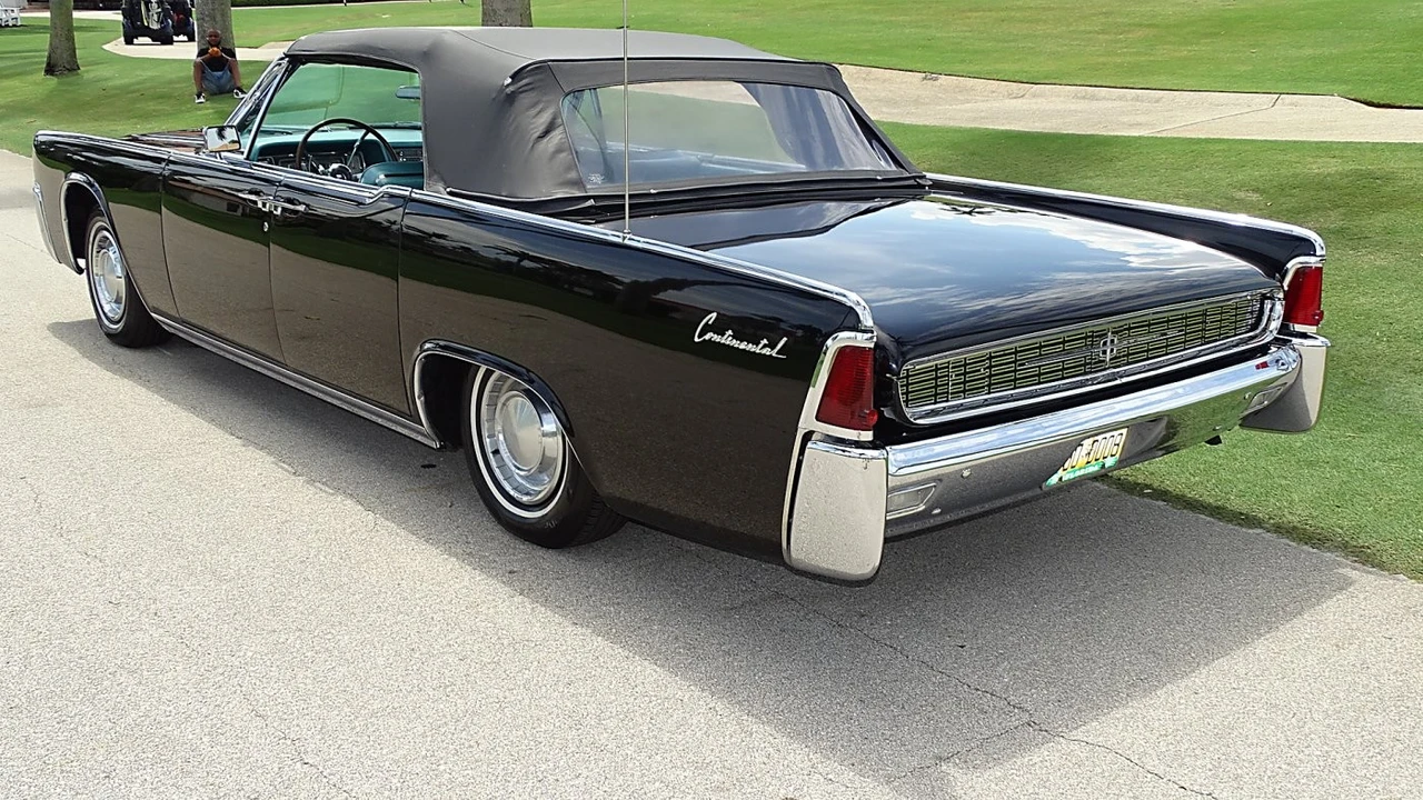 1962 Lincoln Continental 4th Gen - Image 4 of 24