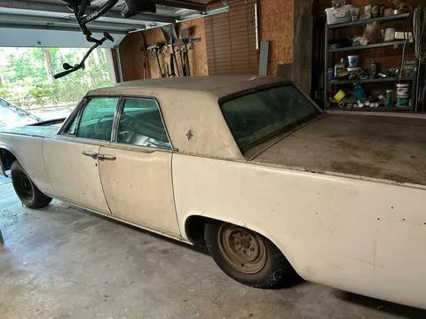 1962 Lincoln Continental 430 Cubic Inch