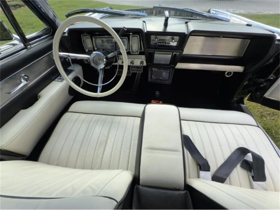 1962 Lincoln Continental 4th Gen - Image 8 of 11