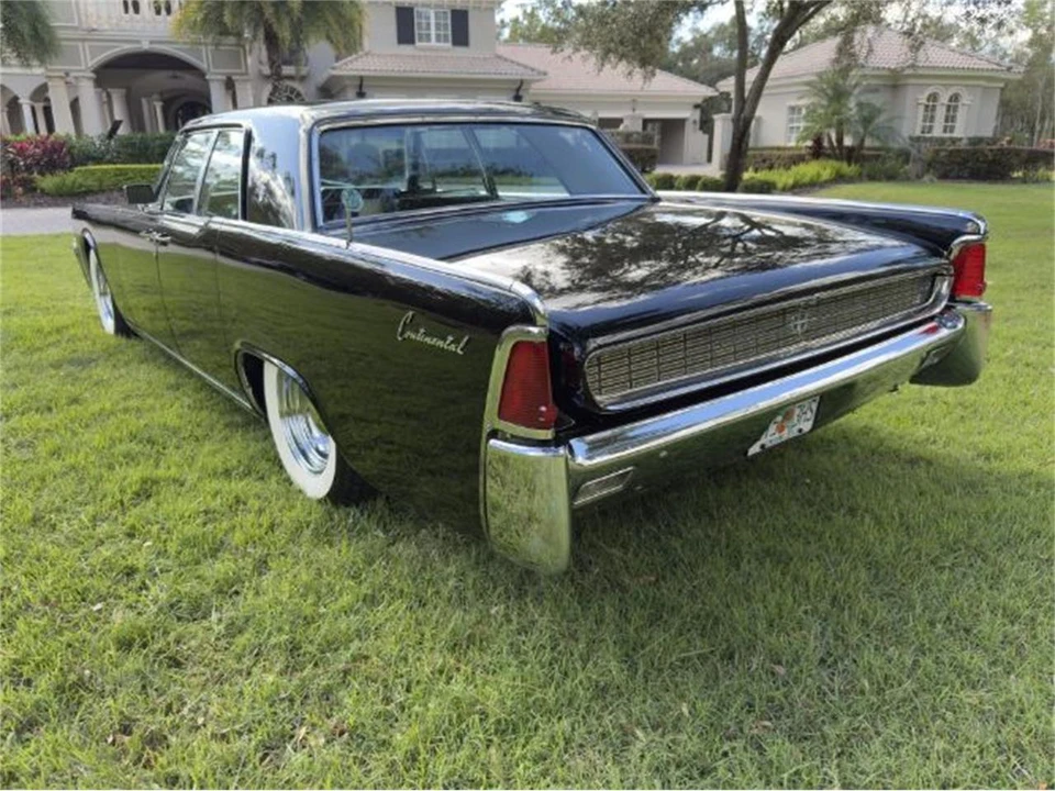 1962 Lincoln Continental 4th Gen - Image 6 of 11