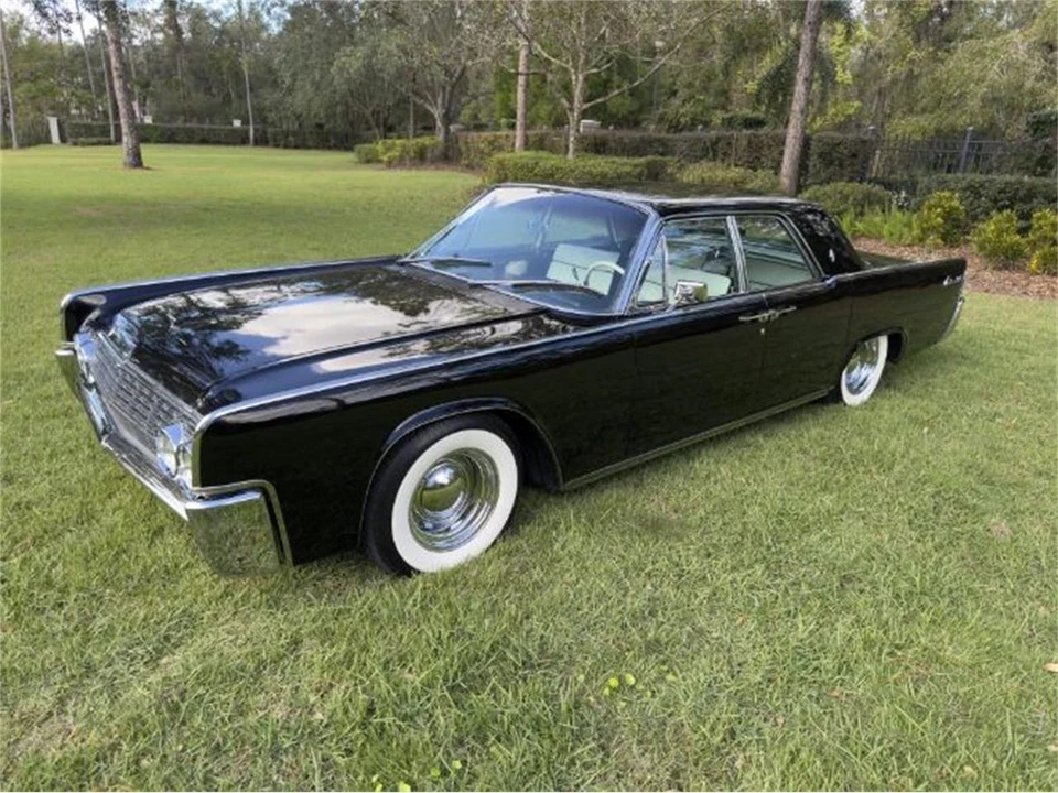 1962 Lincoln Continental 4th Gen - Image 5 of 11
