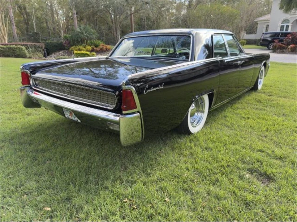 1962 Lincoln Continental 4th Gen - Image 4 of 11