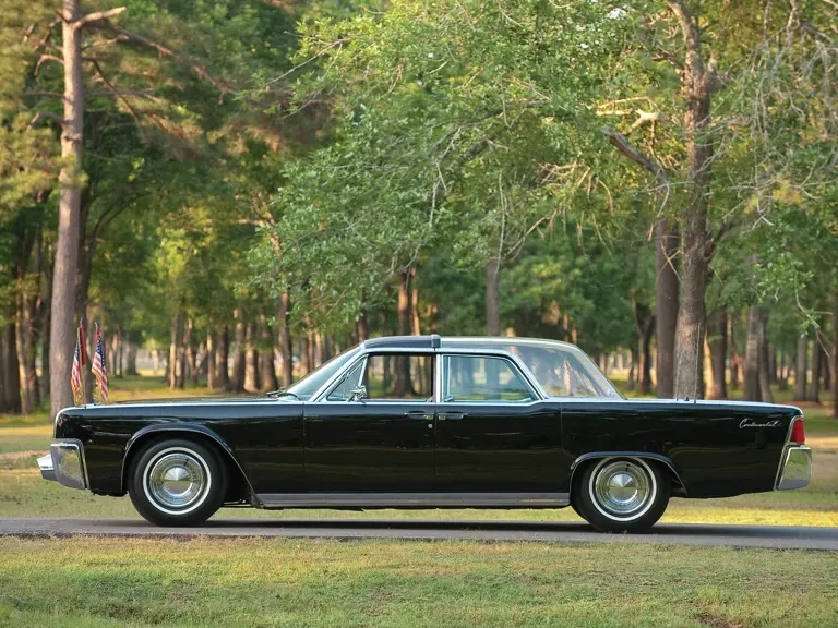 1962 Lincoln Continental 4th Gen - Image 15 of 30