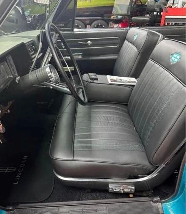 1962 Lincoln Continental 4th Gen - Image 16 of 20