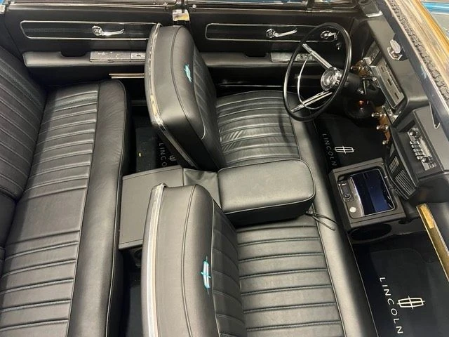 1962 Lincoln Continental 4th Gen - Image 19 of 20