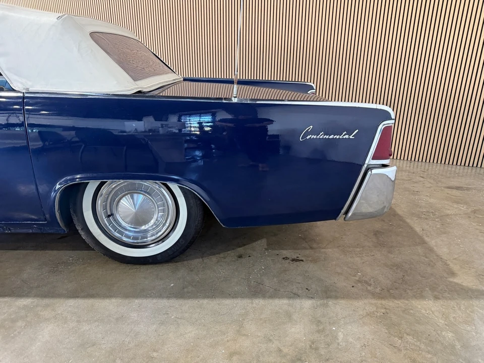 1962 Lincoln Continental 4th Gen - Image 15 of 21