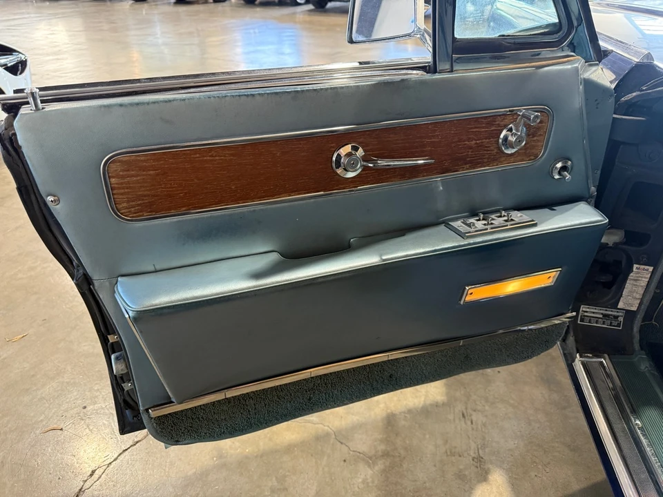 1962 Lincoln Continental 4th Gen - Image 19 of 21