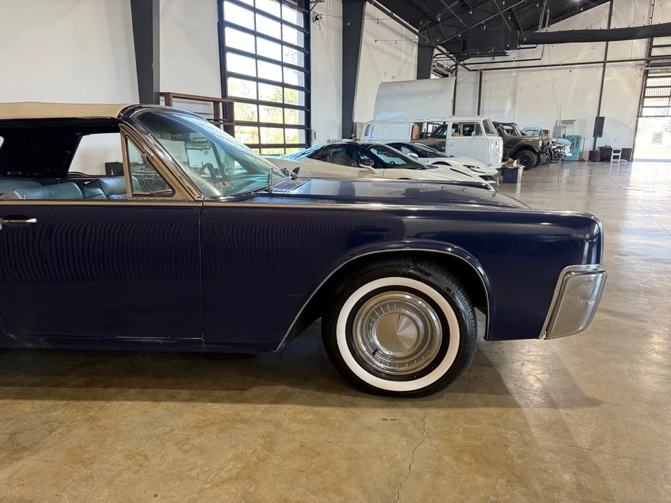 1962 Lincoln Continental 4th Gen - Image 7 of 21
