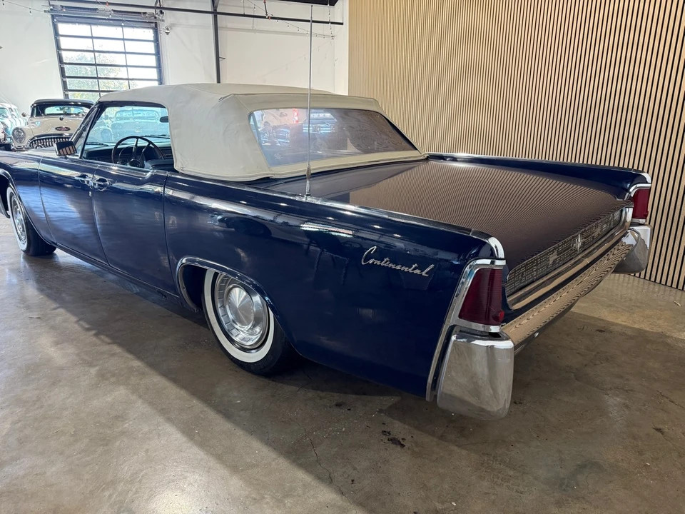 1962 Lincoln Continental 4th Gen - Image 8 of 21