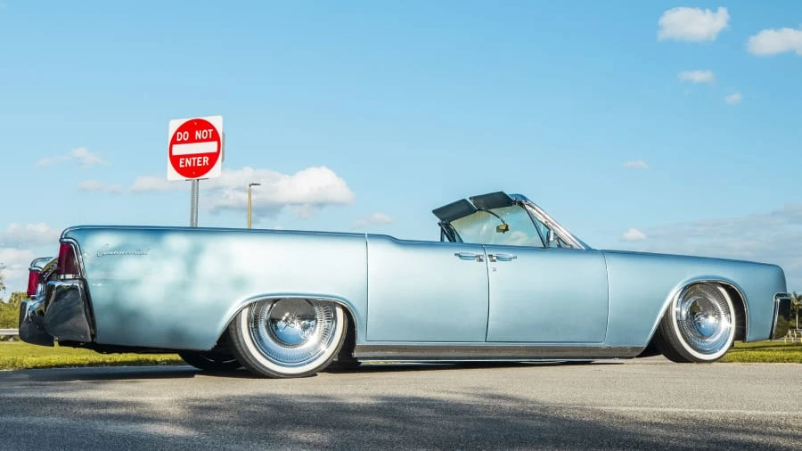 1962 Lincoln Continental 4th Gen - Image 30 of 31