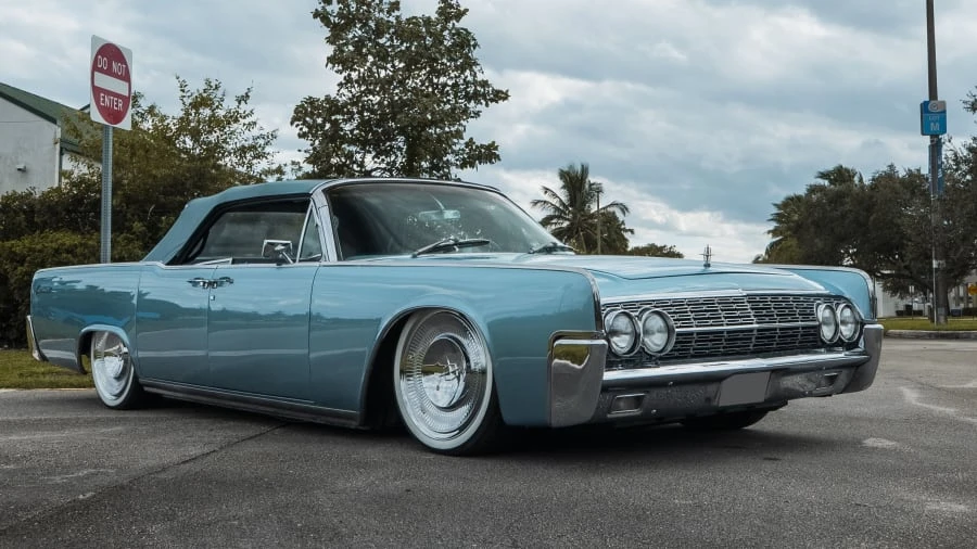 1962 Lincoln Continental 4th Gen - Image 18 of 31