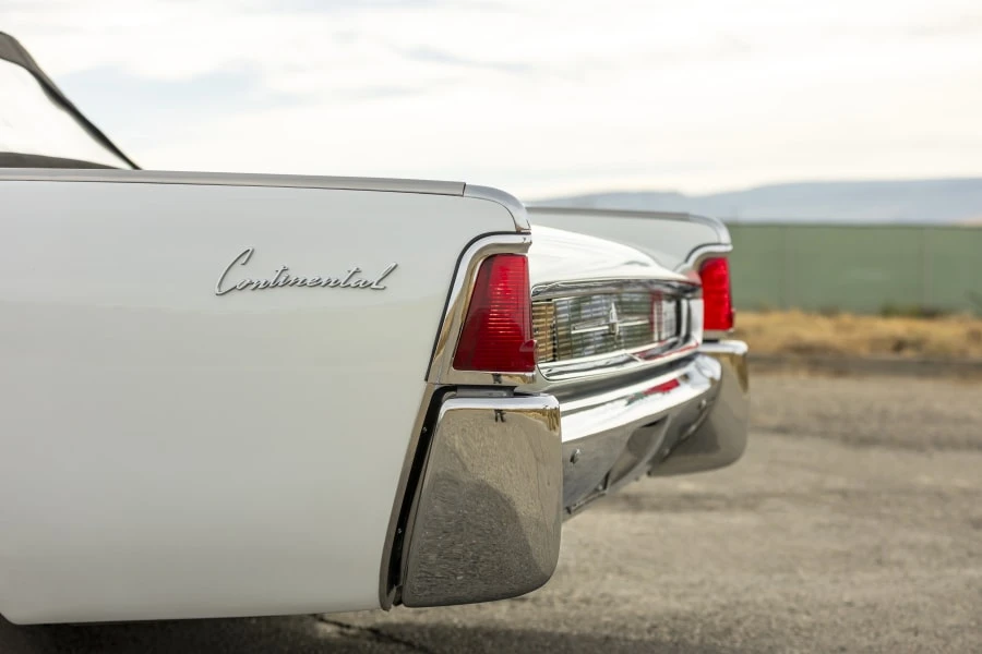 1962 Lincoln Continental 4th Gen - Image 16 of 31