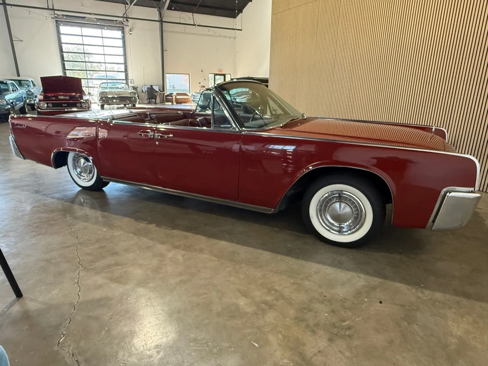 1962 Lincoln Continental 4th Gen - Image 8 of 21