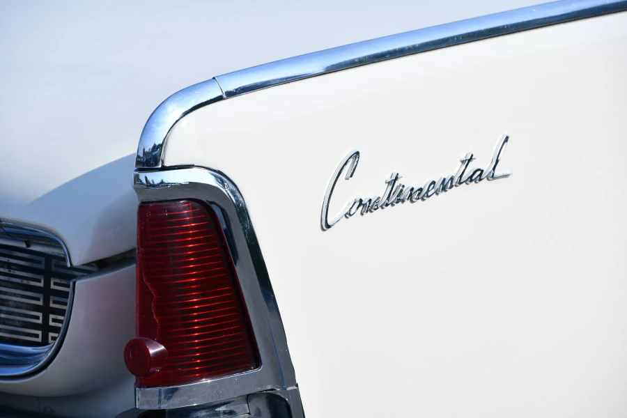 1962 Lincoln Continental 4th Gen - Image 24 of 31
