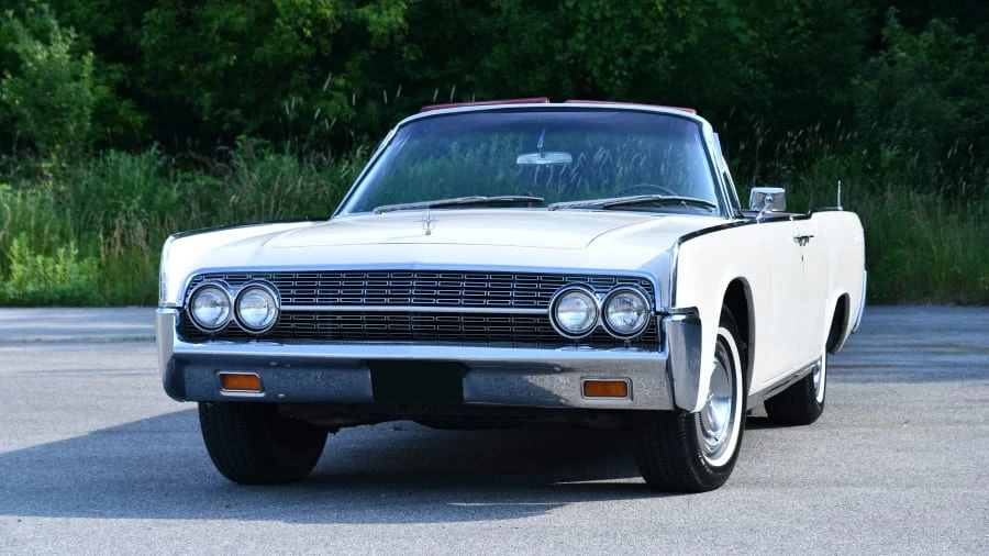 1962 Lincoln Continental 4th Gen - Image 12 of 31