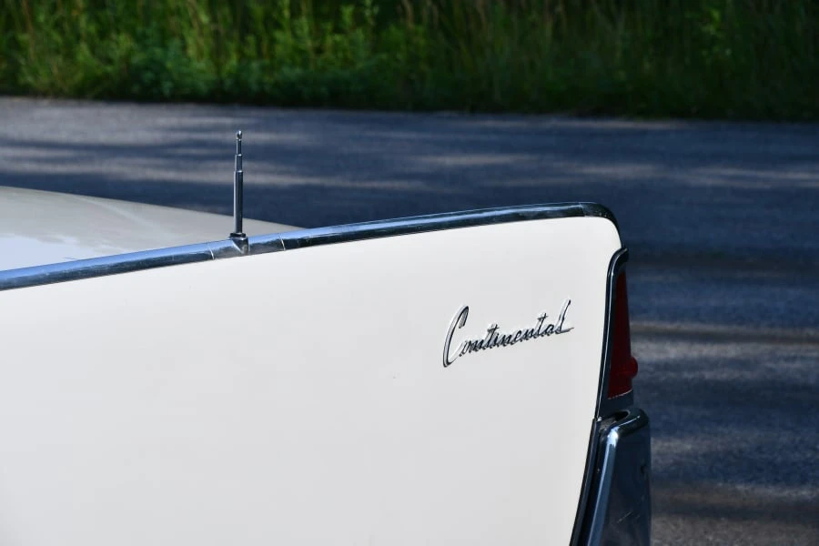 1962 Lincoln Continental 4th Gen - Image 26 of 31