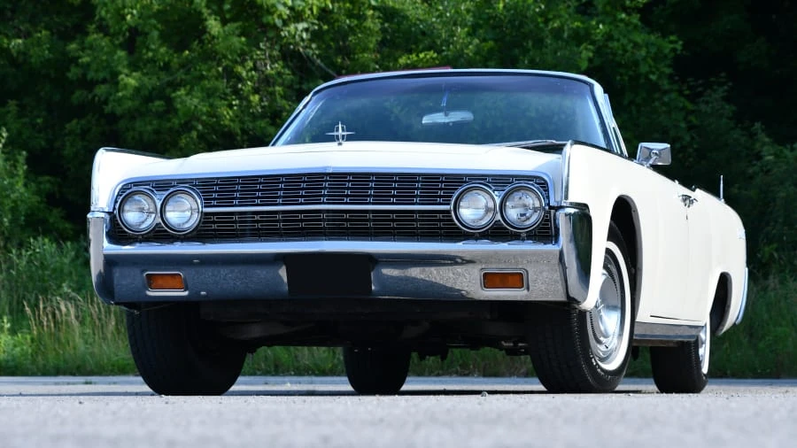 1962 Lincoln Continental 4th Gen - Image 8 of 31