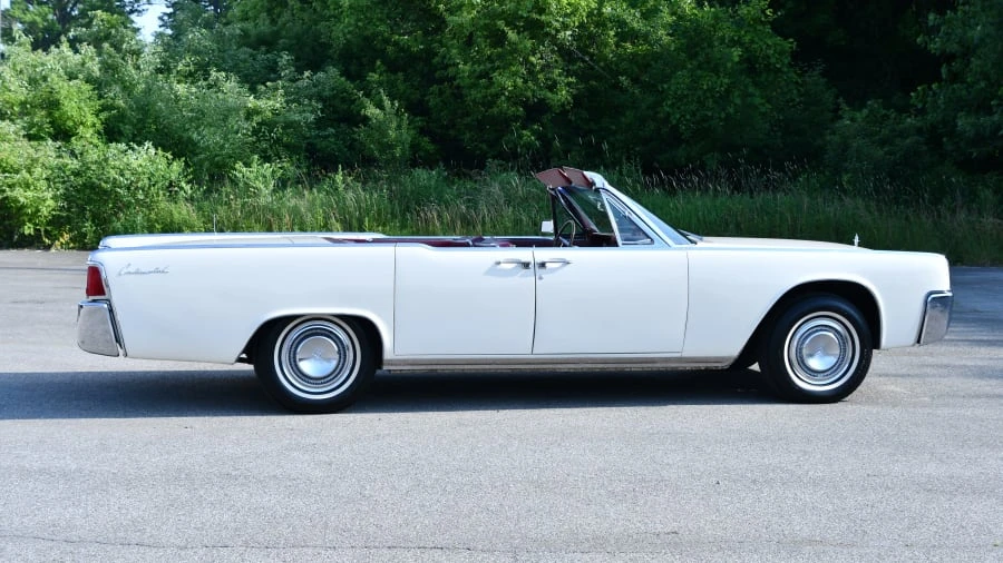 1962 Lincoln Continental 4th Gen - Image 2 of 31