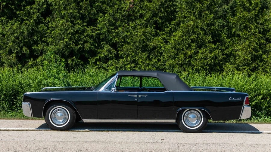 1962 Lincoln Continental 4th Gen - Image 2 of 12