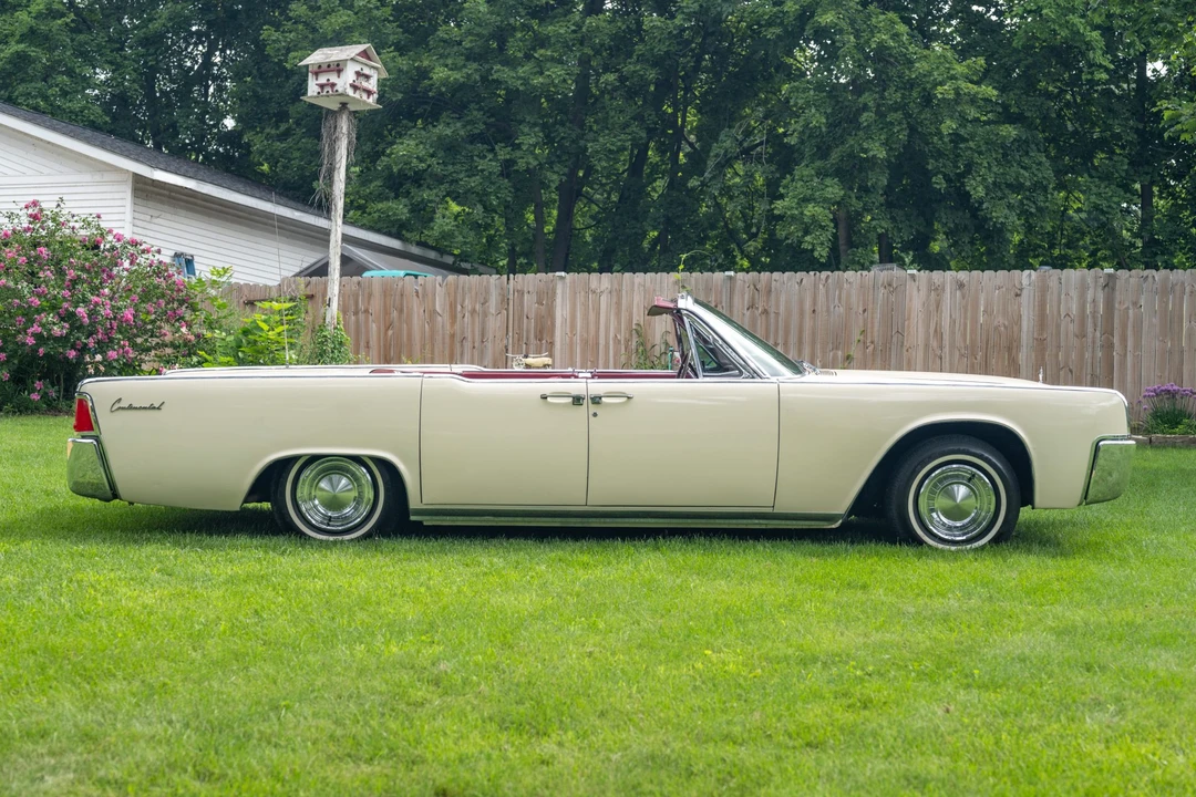 1962 Lincoln Continental 4th Gen - Image 6 of 31