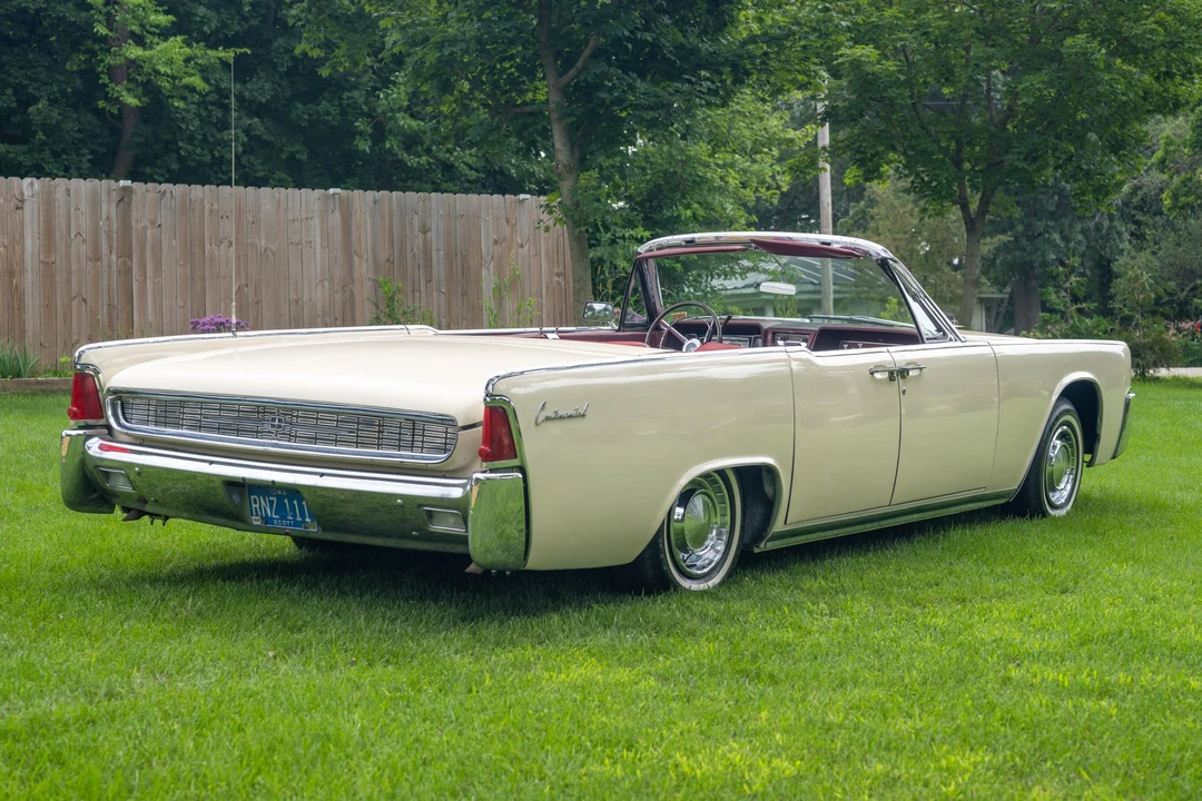 1962 Lincoln Continental 4th Gen - Image 5 of 31