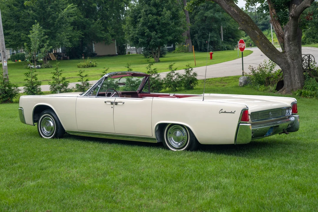 1962 Lincoln Continental 4th Gen - Image 3 of 31