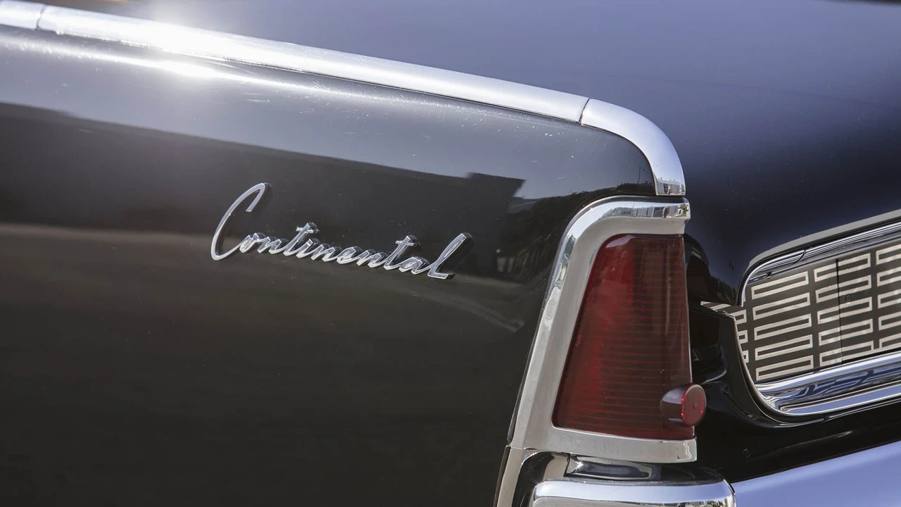 1962 Lincoln Continental 4th Gen - Image 25 of 31