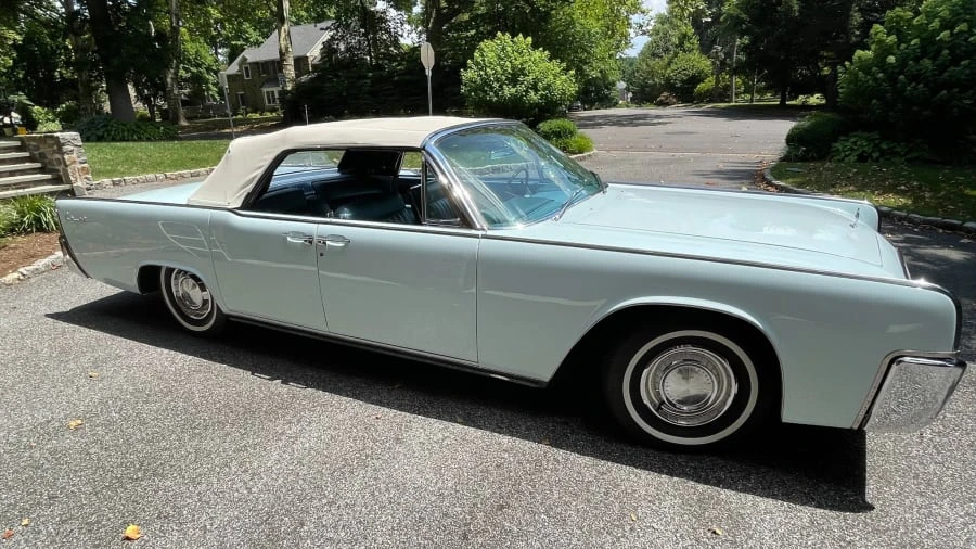 1962 Lincoln Continental 4th Gen - Image 19 of 31