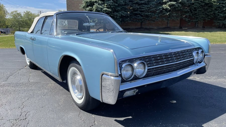 1962 Lincoln Continental 4th Gen - Image 9 of 15